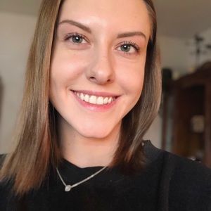 Meet your Posher, Lexie